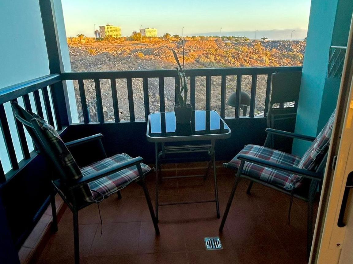 Huebsche Ferienwohnung Mit 2 Schlafzimmern, Pool Und Wlan, Strandnaehe カジャオ・サルバヘ エクステリア 写真