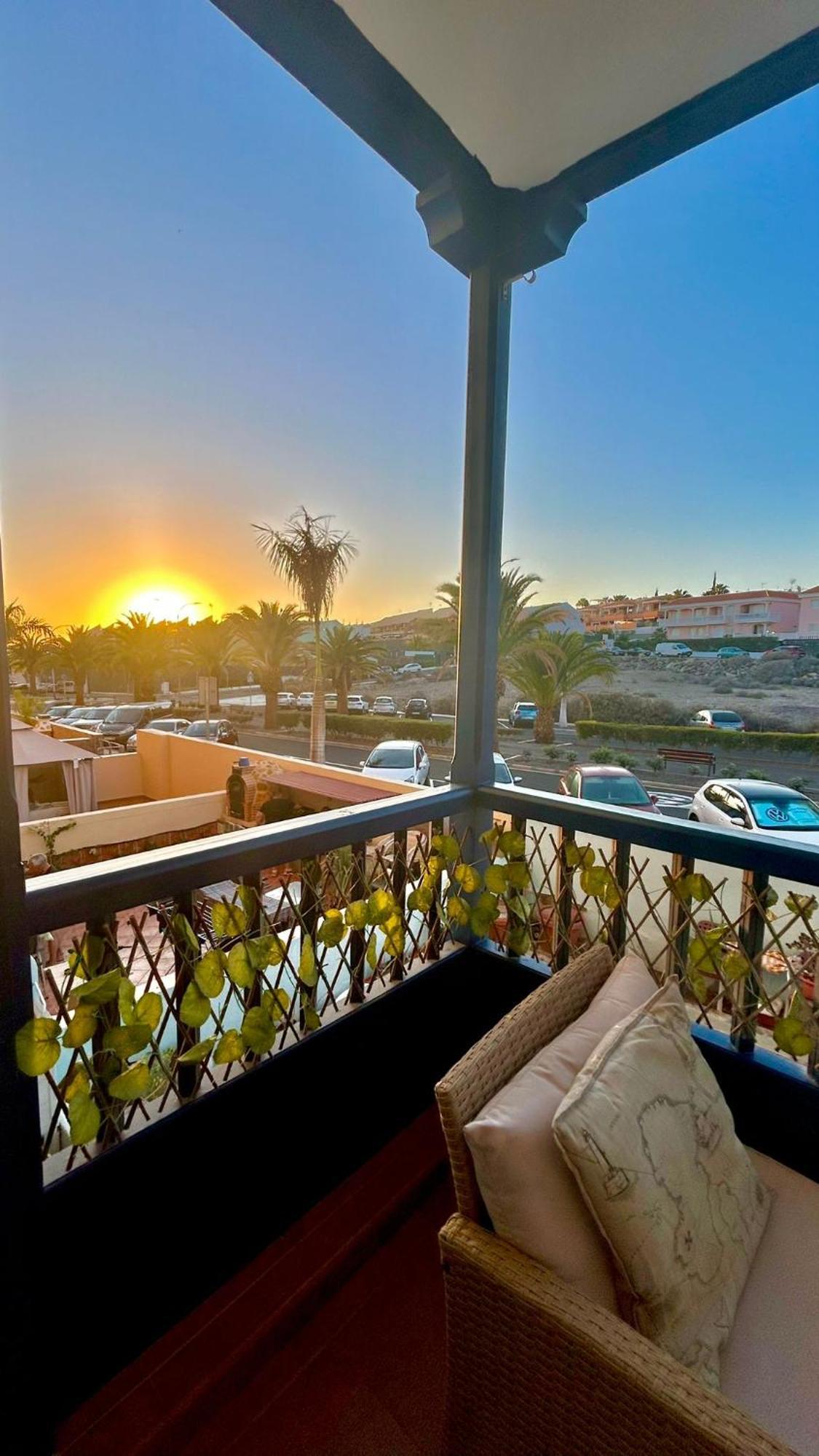 Huebsche Ferienwohnung Mit 2 Schlafzimmern, Pool Und Wlan, Strandnaehe カジャオ・サルバヘ エクステリア 写真